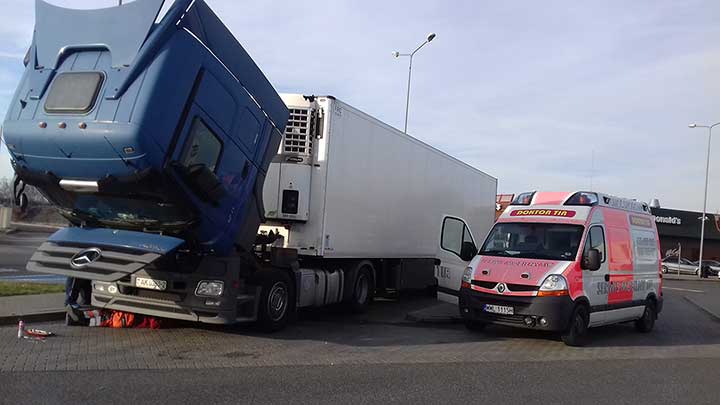 Serwis Mobilny TIR - Pomoc drogowa podczas akcji ratownictwa drogowego